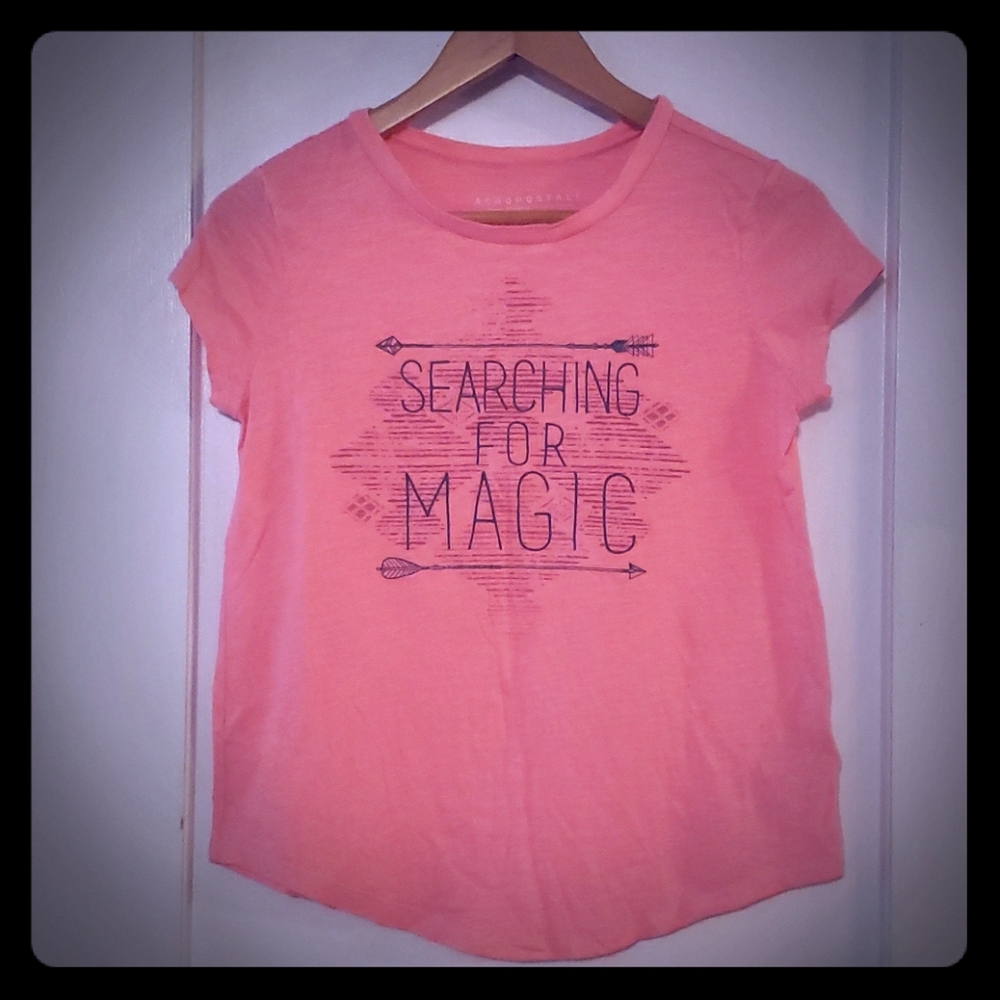 Aeropostale tee small